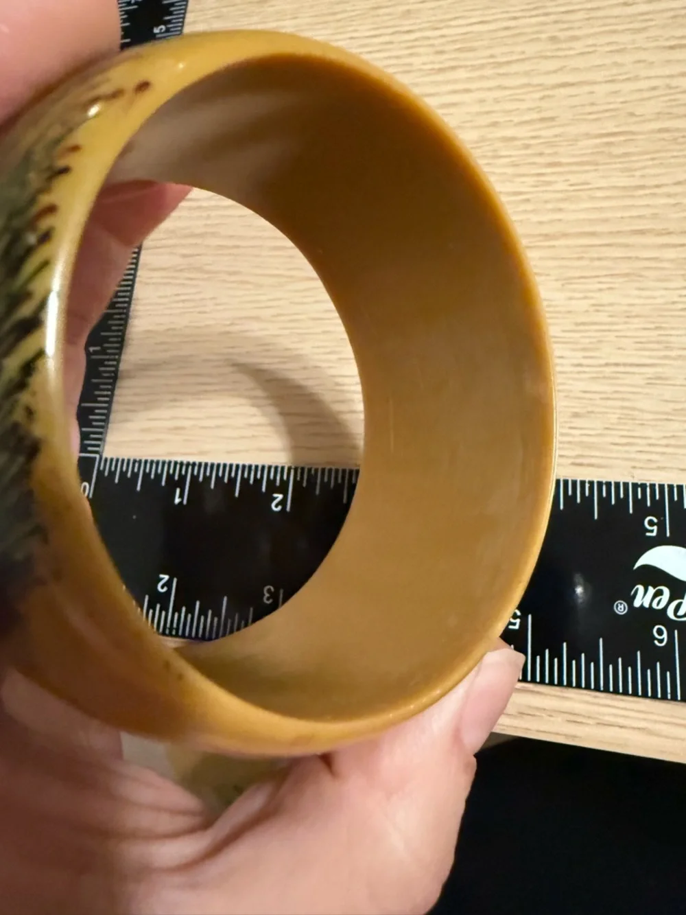 N/A chunky resin